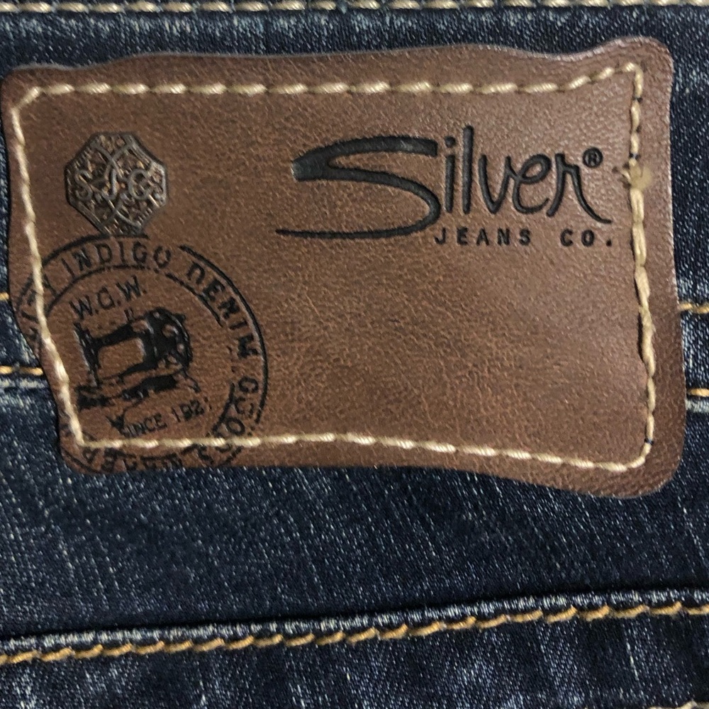 Silver Suki women’s jeans size 28W 34L. - Picture 8 of 8